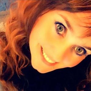 Meet your Posher, Christy